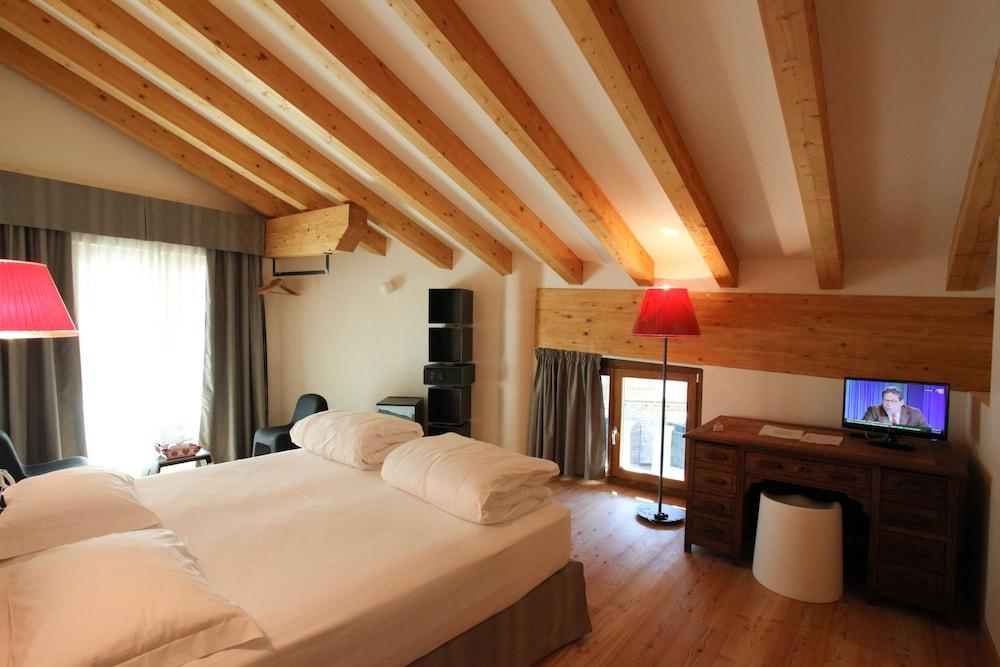 Hotel Berthod كورمايور المظهر الخارجي الصورة