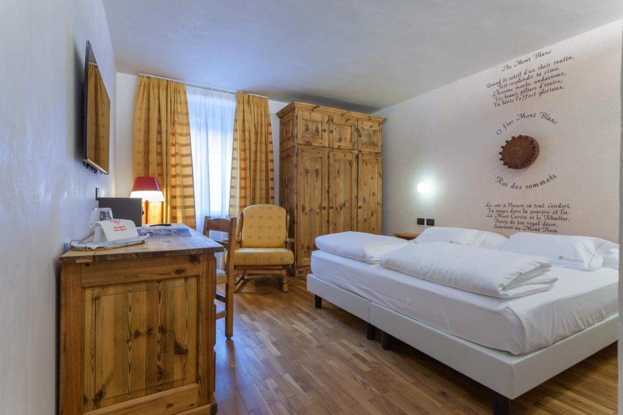Hotel Berthod كورمايور المظهر الخارجي الصورة