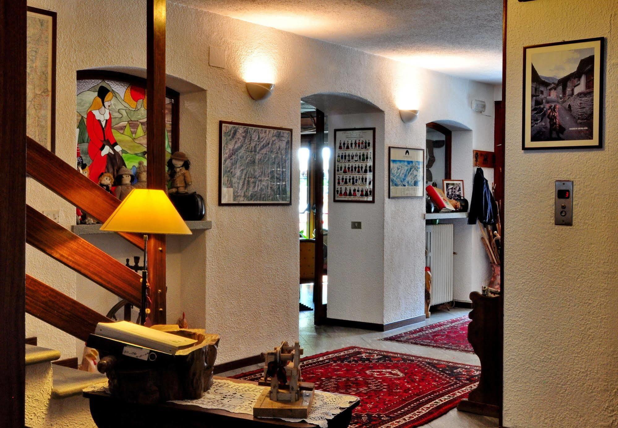 Hotel Berthod كورمايور المظهر الخارجي الصورة